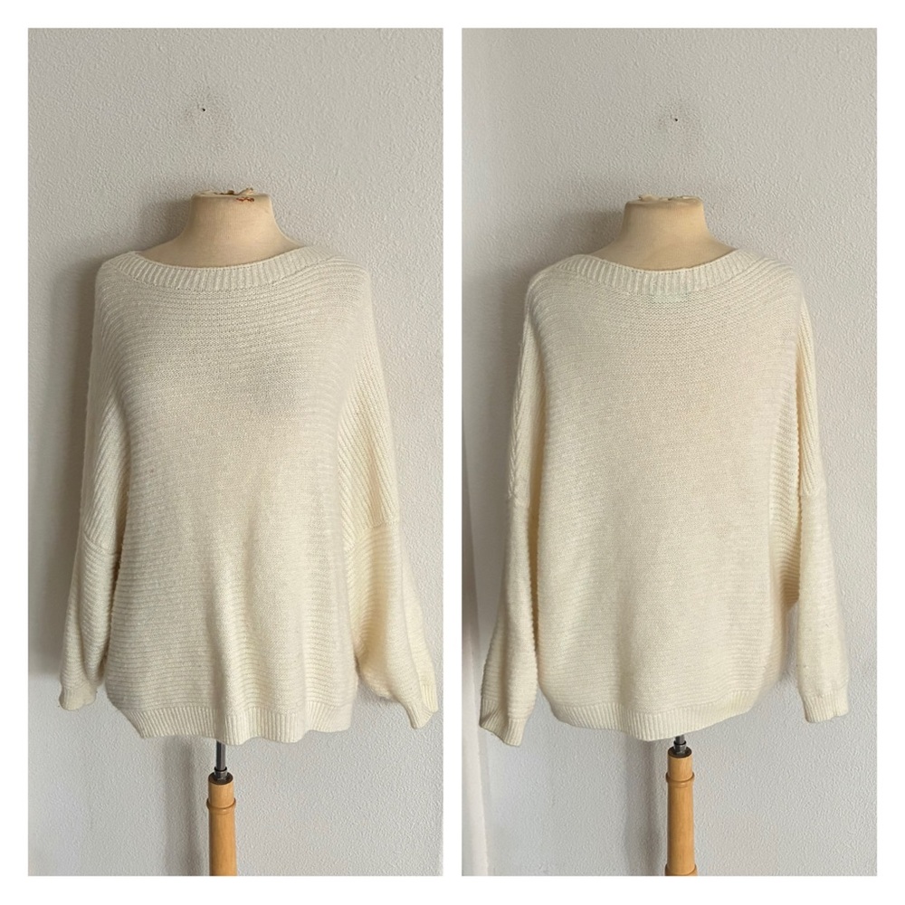 United Colors of Benetton sweater size M/L
